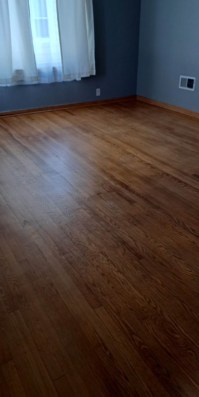 Hardwood Floor Screen and Recoat Floor Shine